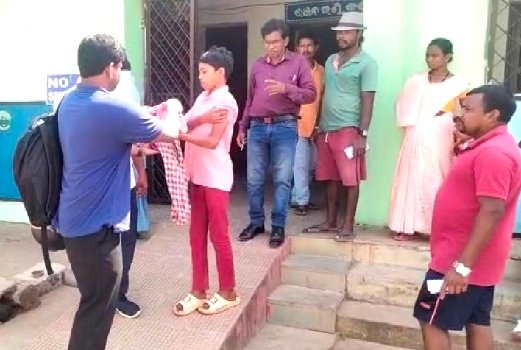 ବିସ୍ପୋରକ ସାମଗ୍ରୀ ଫୁଟି ସେଣ୍ଟ ଜାଭିଅର୍ ସ୍କୁଲର ତିନି ଜଣ ହଷ୍ଟେଲ ଛାତ୍ର ଆହାତ: ଦୁଇ ଗୁରୁତର