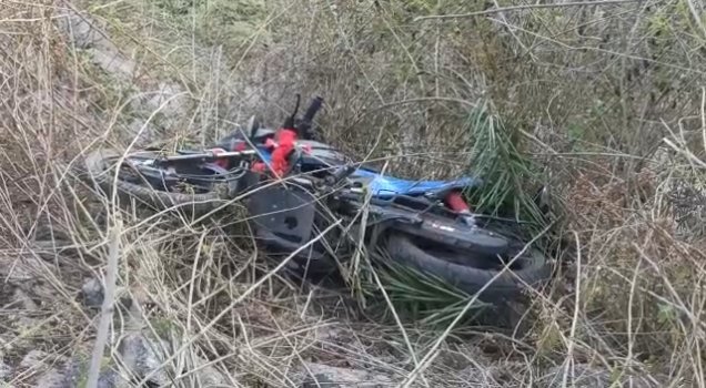 ଭାରସାମ୍ୟ ହରାଇ କଲଭଟ ତଳକୁ ଖସିଲା ବାଇକ,ଶଳl ମୃତ, ଜ୍ବାଇଁ ଗୁରୁତର