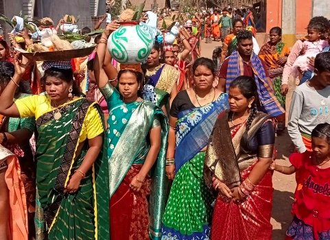 ବାଲିଗୁଡା ରେ ବିଶ୍ୱଶାନ୍ତି ପଞ୍ଚମହାଯଜ୍ଞ ପାଇଁ କଳସ ଯାତ୍ରା ଅନୁଷ୍ଠିତ