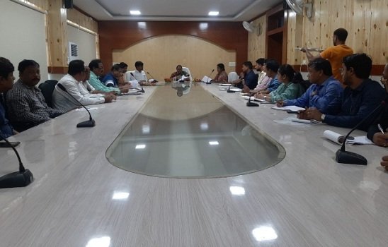 କେନ୍ଦ୍ରାପଡାରେ ମୁଖ୍ୟମନ୍ତ୍ରୀ ସଡକ ଯୋଜନା ପ୍ରକଳ୍ପର ସମୀକ୍ଷା ବୈଠକ