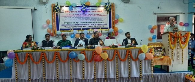 କେନ୍ଦ୍ରାପଡା ସ୍ୱୟଂ ଶାସିତ ମହାବିଦ୍ୟାଳୟ ରାଜନୀତି ବିଜ୍ଞାନ ବିଭାଗ ଜାତୀୟ ଆଲୋଚନାଚକ୍ର ଉଦଘାଟିତ