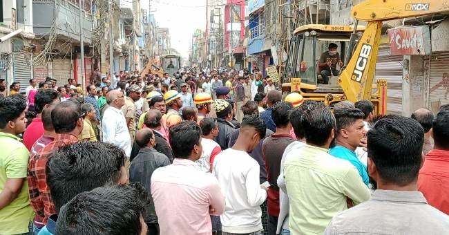 ମୋତିଗଞ୍ଜ ରାସ୍ତାପାଶ୍ୱର୍ ଉଚ୍ଛେଦ ବେଳେ ଉତ୍ତେଜନା