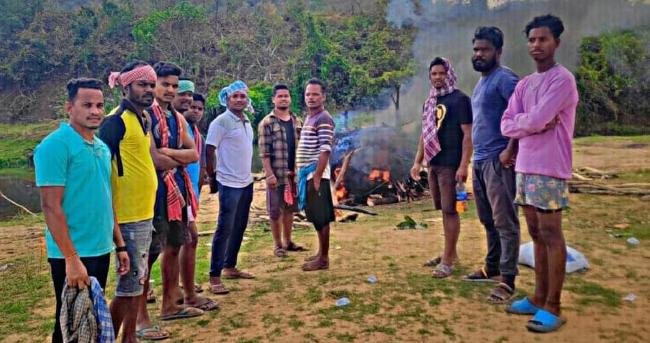 ଅସହାୟ ବୃଦ୍ଧାଙ୍କ ଶବ ସତ୍କାର କରିଲେ ବଜରଙ୍ଗ ଦଳ...