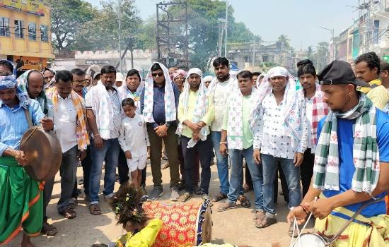 ମାଁ ବ୍ରାହ୍ମଣ ଦେବୀଙ୍କ ଐତିହାସିକ ଦ୍ୱିବାର୍ଷିକ ଯାତ୍ରା ଅସ୍ଥାୟୀ ମନ୍ଦିରରେ ଶୁଭଖୁଣ୍ଟି ସ୍ଥାପନ