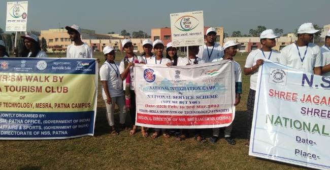 ଓଡିଶାରୁ ତିନି ବିଶ୍ୱବିଦ୍ୟାଳୟ ଜାତୀୟ ଏକତା ଶିବିରରେ ଯୋଗଦାନ