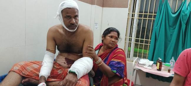 ବାପା ଓ ପୁଅର କାତି ଚୋଟରେ ନାଚ ଅଧିକାରୀ ଗୁରୁତର