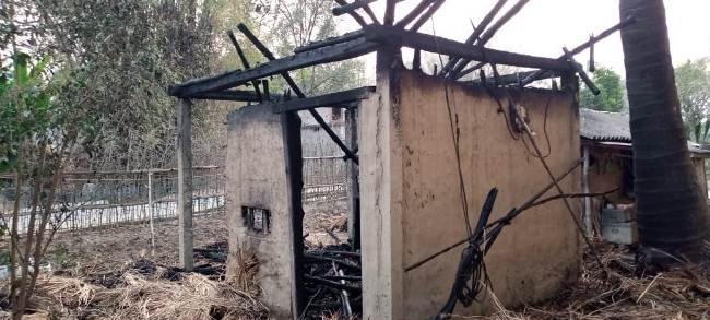 ମଙ୍ଗରାଜପୁର ଗ୍ରାମରେ ଅଗ୍ନିକାଣ୍ଡ, ଜଳିଗଲା ଦୁଇ ବଖରା ଚାଳଘର