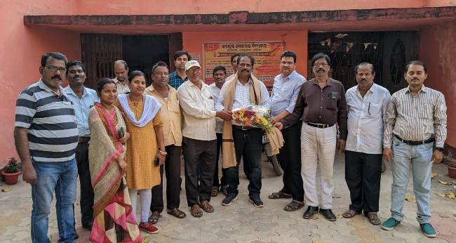 ଶାଳଣିଆଁ ସର୍କଲ ପକ୍ଷରୁ ନୁତନ ବିଇଓଙ୍କୁ ସମ୍ବର୍ଦ୍ଧନା