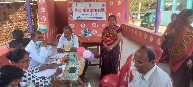 ୨୩ ନଂ ୱାର୍ଡ଼ରେ ନିଃଶୁଳ୍କ ସ୍ୱାସ୍ଥ୍ୟ ଶିବିର
