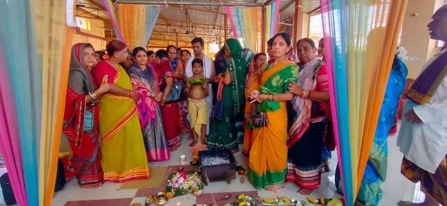 ବ୍ରାହ୍ମଣ ପୁତ୍ରକୁ ବ୍ରତ କରି ଅନ୍ୟ ମାନଙ୍କ ପାଇଁ ଉଦାହରଣ ସାଜିଲେ ମହିଳା