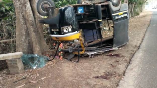 ମେଲଣ ଦେଖା ଅଧା ରହିଲା ଅଟୋ ଦୁର୍ଘଟଣାରେ ଯୁବକଙ୍କ ଶୋଚନୀୟ ମୃତ୍ୟୁ