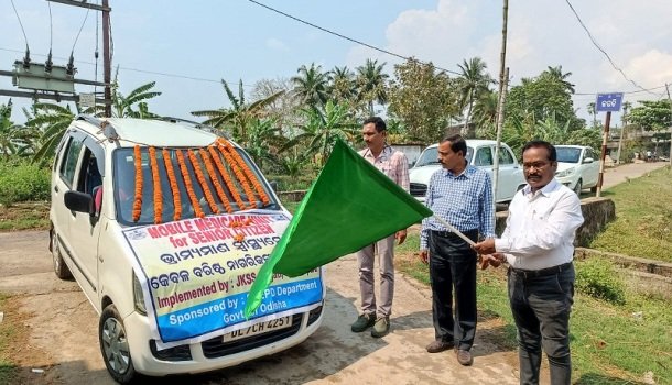 ଜିଲ୍ଲାରେ ବରିଷ୍ଠ ନାଗରିକଙ୍କ ପାଇଁ ମାଗଣା ମୋବାଇଲ ମେଡିକାଲ ୟୁନିଟ ଉଦ୍ଘାଟିତ