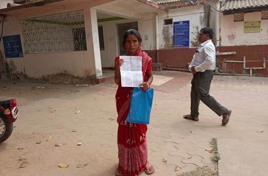 ଆକ୍ରମଣକାରୀଙ୍କୁ ଧରୁନି ପୁଲିସ, ଜିଲାପାଳଙ୍କଠାରେ ମହିଳାଙ୍କ ଫେରାଦ