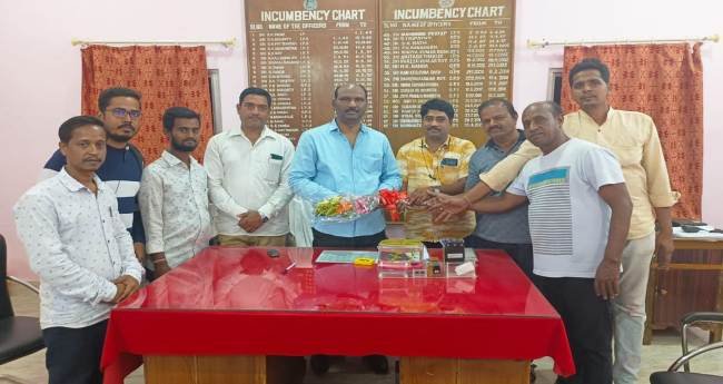 ଗଞ୍ଜାମ ଆରକ୍ଷୀ ଅଧିକ୍ଷକ ଓ ଭଞ୍ଜନଗର ଏସ୍.ଡି.ପି.ଓ ଙ୍କୁ ପ୍ରେସ୍ କ୍ଳବର ସୌଜନ୍ୟମୂଳକ ସାକ୍ଷାତ