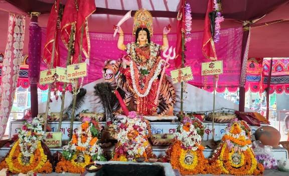 ବୁଗୁଡ଼ାରେ ମା ପଞ୍ଚ ଠାକୁରାଣୀଙ୍କ ବିଭିନ୍ନ ସାହି ପରିକ୍ରମା
