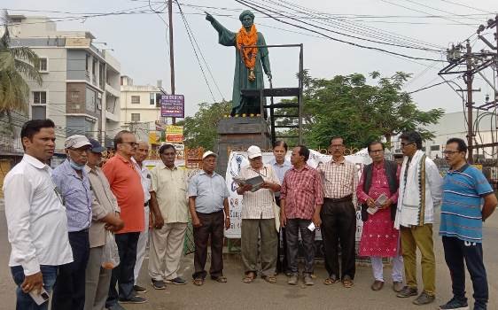ପୂଜ୍ୟ ପୂଜା ସମିତି ପକ୍ଷରୁ ମଧୁ ଜୟନ୍ତୀ ପାଳନ