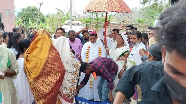 ବିଷପଙ୍କ ଦ୍ଵାରା ପାଦ ପ୍ରକ୍ଷାଳନ ପର୍ବ
