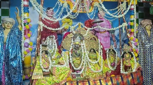 ସାନ ରାଧା କାନ୍ତ ମଠରେ ମଲ୍ଲି ଝୁଲଣ ଅନୁଷ୍ଠିତ
