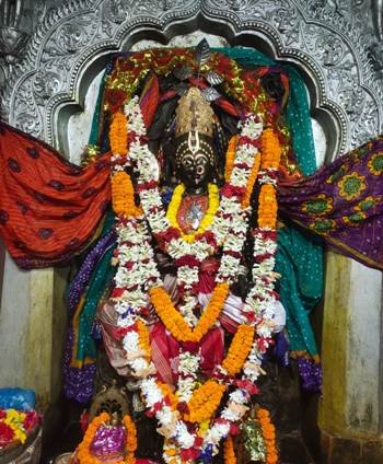 ମନ୍ଦିର ରେ ବିଦେଶୀ ପ୍ରବେଶ କରିବା ରୁ ମାମଙ୍ଗଳା ଙ୍କ ମହାସ୍ନାନ ଅନୁଷ୍ଠିତ