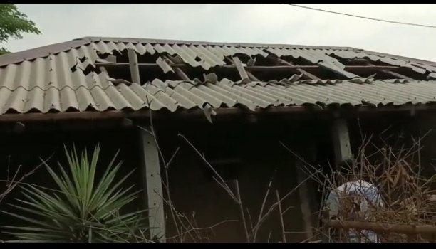 ପୁର୍ବ ବିବାଦକୁ ନେଇ ମହିଳାଙ୍କ ଘର ଭାଙ୍ଗିଲେ