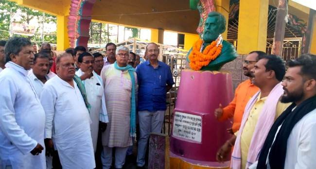 ନବନିର୍ମାଣ କୃଷକ ସଙ୍ଗଠନ ପକ୍ଷରୁ ଲୋକ ସଂପର୍କ ଯାତ୍ରା