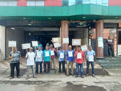 କର୍ତ୍ତବ୍ୟରେ ଅବହେଳାକାରୀ ଡାକ୍ତର-ନର୍ସଙ୍କୁ ଶାନ୍ତିପୂର୍ଣ୍ଣର୍ର୍ ବିରୋଧ ଆରମ୍ଭ