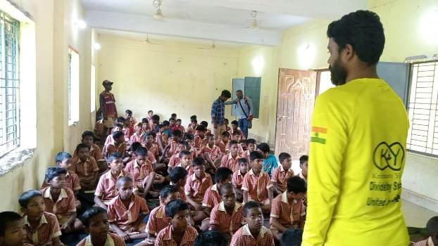 ଦେଶବ୍ୟାପୀ ‘ଯୋଗ’ ସଚେତନତା ବାର୍ତ୍ତା ବାଣ୍ଟୁଛନ୍ତି କର୍ଣ୍ଣାଟକୀ ଯୁବକ କ୍ରିଷ୍ଣା