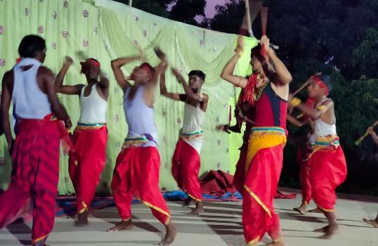 ବାରଗାଦି ମେଳଣ ପଡ଼ିଆ ରେ ଲଉଡି ଖେଳ