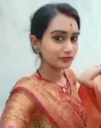 ଝିଅର ମୃତ୍ୟୁ ନେଇ ଥାନାରେ ଦ୍ଵାରସ୍ଥ ହେଲେ ପରିବାର ଲୋକେ