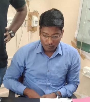 ଭିଜିଲାନ୍ସ ଜାଲରେ ବେଗୁନିଆପଡ଼ା ବ୍ଳକ ସାମାଜିକ ସୁରକ୍ଷା ଅଧିକାରୀ