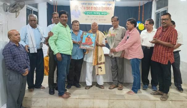 ବର୍ଷିୟାନ୍ ସ୍ୱାଧୀନତା ସଂଗ୍ରାମୀ ପର୍ଶୁରାମ ଦ୍ୱିବେଦୀଙ୍କ ୮୯ତମ ଜନ୍ମଦିବସ ଅନୁଷ୍ଠିତ