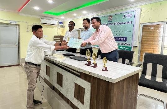 ଯନ୍ତ୍ରୀଙ୍କ ପାଇଁ ବୃତ୍ତିଗତ ତାଲିମ୍ ଶିବିର