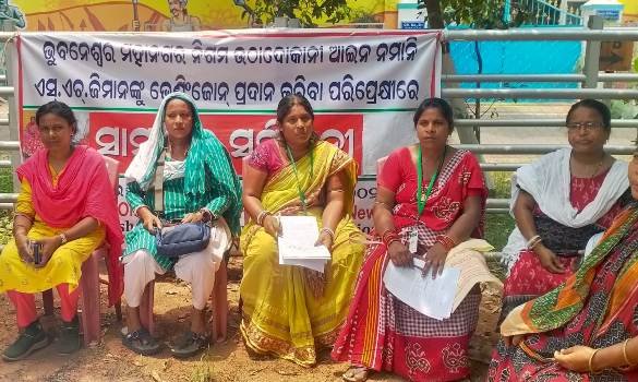 ଉଠାଦୋକାନୀ ଆଇନ ମାନୁନାହାଁନ୍ତି