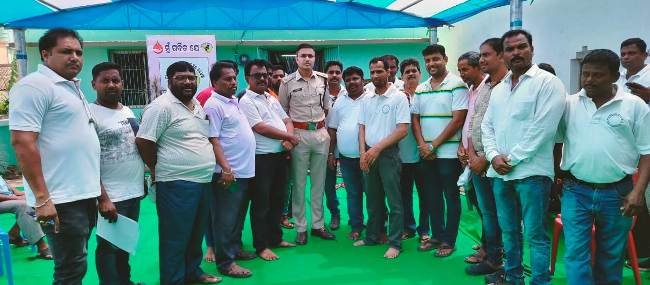 ଛତ୍ରପୁର ପ୍ରେସ କ୍ଲବ ପକ୍ଷରୁ ରକ୍ତ ଦାନ ଶିବିର ୧୨୧ ୟୁନିଟ ରକ୍ତ ସଂଗ୍ରହ