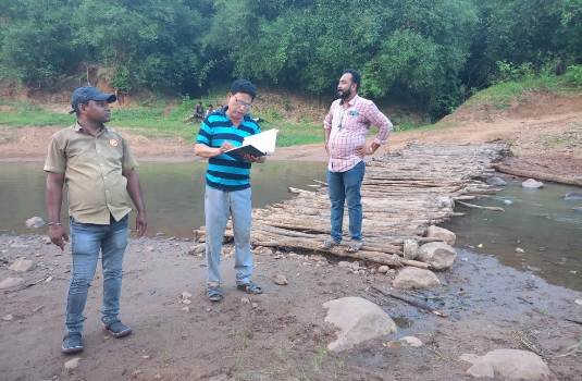 ଖବରପ୍ରସାରଣ ପରେ, ରାଜଖମାରେ ପହଞ୍ଚିଲା ପ୍ରଶାସନ