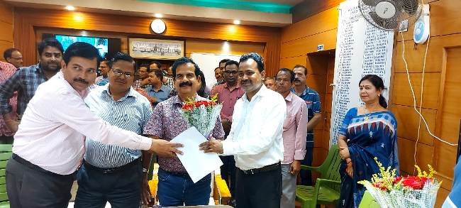 ଡିପ୍ଲୋମା ଇଂଜିନିୟର ସଂଘର ସାଧାରଣ ସମ୍ପାଦକଙ୍କୁ ଅବସର ସମ୍ବର୍ଦ୍ଧନା