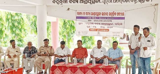 ଚାରିଗାଁ ବହୁମୁଖୀ ବନ୍ୟା ଆଶ୍ରୟ ସ୍ଥଳୀରେ ବିପର୍ଯ୍ୟୟ ପୂର୍ବ ପ୍ରସ୍ତୁତି ମକ୍ ଡ୍ରିଲ