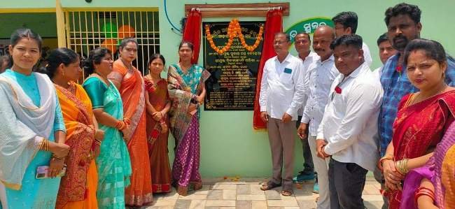 ବିଧାୟକଙ୍କ ଦ୍ୱାରା ଆହାର କିଚେନ ଉଦଘାଟିତ