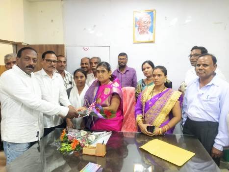 ଦିଗପହଣ୍ଡି  ବ୍ଲକ ଅଧ୍ଯକ୍ଷା ଭାବେ ଦାୟିତ୍ୱ ନେଲେ ଉପାଧ୍ଯକ୍ଷା