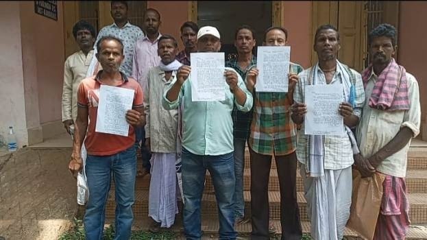 କମ୍ୟୁନିଟି କୁଅକୁ ନେଇ ବିବାଦ