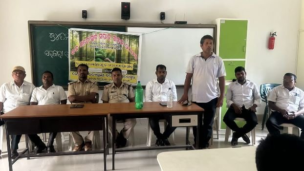 ଧନୁର୍ଜୟପୁର ଉଚ୍ଚ ବିଦ୍ୟାଳୟରେ ବନମୋହାତ୍ସବ ସପ୍ତାହ ପାଳିତ