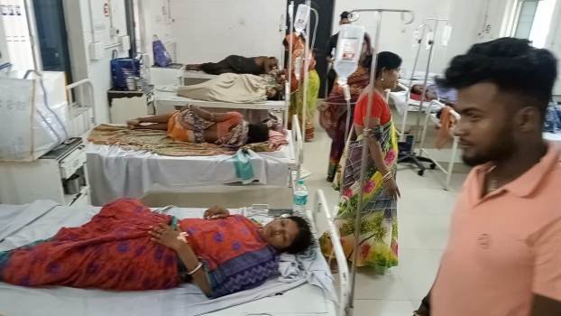 ବିଷାକ୍ତ ଖାଦ୍ୟଖାଇ ୭ ଶିଶୁଙ୍କ ସମେତ ୩୦ରୁ ଊର୍ଦ୍ଧ୍ୱ ବ୍ୟକ୍ତି ଅସୁସ୍ଥ