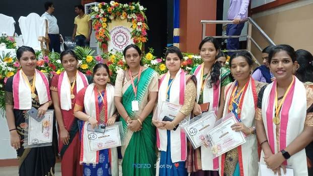 ପୁରୀ ସଂସ୍କୃତ ମହାବିଦ୍ୟାଳୟରେ ଗୋଲ୍ଡ ମେଡାଲ ପାଇଲେ ସାଗରୀକା