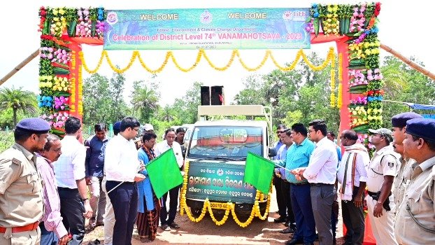 ସିନ୍ଦୁରାପଲ୍ଲୀ ଠାରେ ଜିଲ୍ଲାସ୍ତରୀୟ ୭୪ତମ ବନ ମହୋତ୍ସବ କାର୍ଯ୍ୟକ୍ରମ