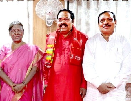 ଭାରତର ପ୍ରଥମ ସ୍ୱାଧୀନତା ସଂଗ୍ରାମର ମାନ୍ୟତା ପ୍ରଦାନ ପାଇଁ ନିବେଦନ