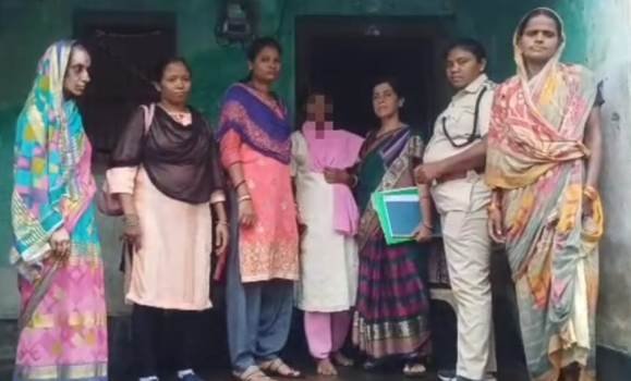 ଗର୍ଭବତୀ ନାବାଳିକାକୁ ଉଦ୍ଧାର କଲା ପ୍ରଶାସନ