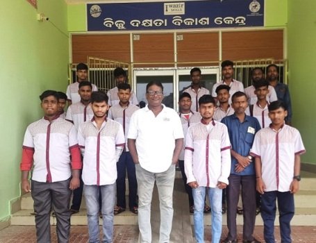 ଦକ୍ଷତା ବିକାଶ ତାଲିମ କେନ୍ଦ୍ରରେ ତାଲିମ ପରେ ନିଯୁକ୍ତି ପାଇଲେ ୧୫ଜଣ
