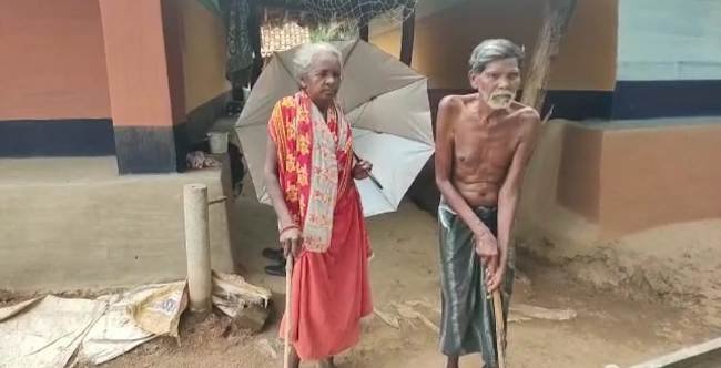 ଜୁଝାର ଓ ତାଙ୍କ ସ୍ତ୍ରୀ ରାଉନ୍ଦେକୁ ମଧୁବାବୁ ପେନସନ ସାତ ସପନ