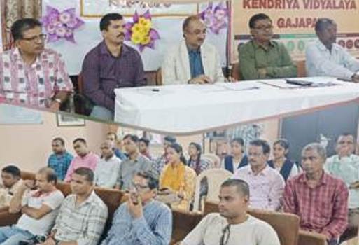 ୩ୟ ବାର୍ଷିକ ପାଳନ ଅବସରରେ କେନ୍ଦ୍ରୀୟ ବିଦ୍ୟାଳୟରେ ବୈଠକ ଓ ସାମ୍ବାଦିକ ସଭା