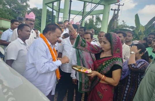 ବିଧାୟକଙ୍କ ଦ୍ଵାରା ଆସ ପେୟାର ପକ୍ଷରୁ ସ୍ଥାପିତ ଗୋଷ୍ଠୀ ଶିକ୍ଷା ସାଧନ କେନ୍ଦ୍ର ଉଦଘାଟିତ